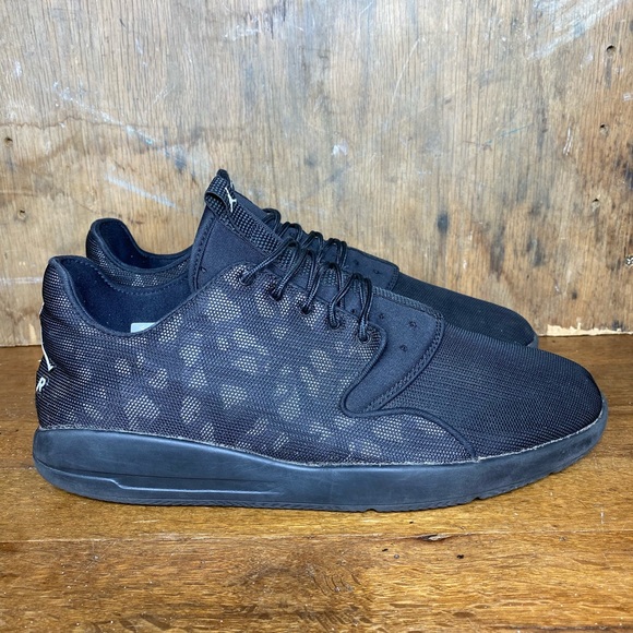 jordan eclipse size 10